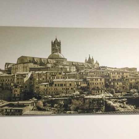 Апартаменти Casa Vittoria - A Pochi Passi Da Porta Romana Сієна Екстер'єр фото